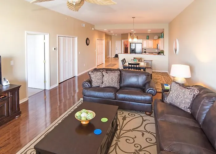 Harborview Grande 701 Apartment