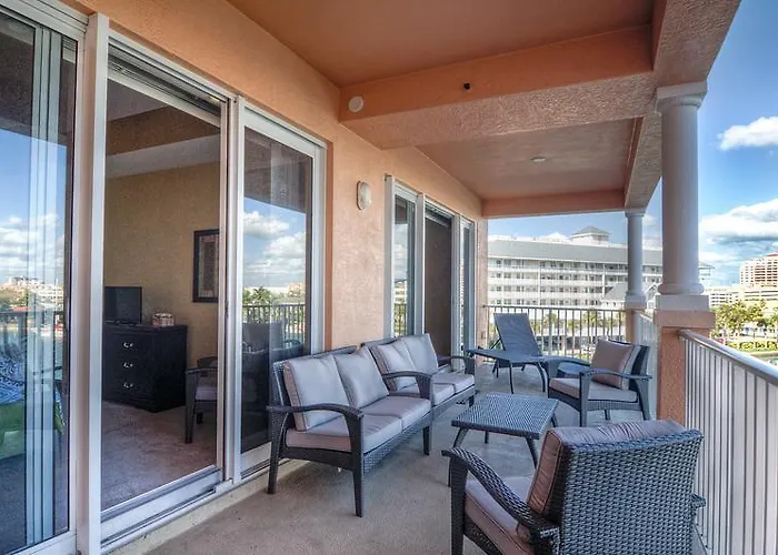 Apartment Harborview Grande 701