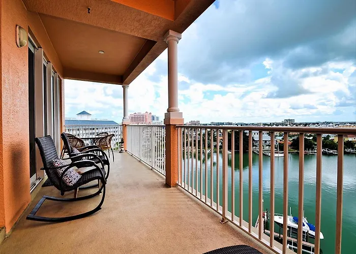 Harborview Grande 701 Apartment