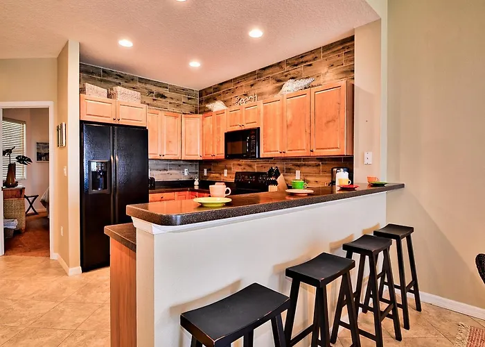 Harborview Grande 701 Apartment
